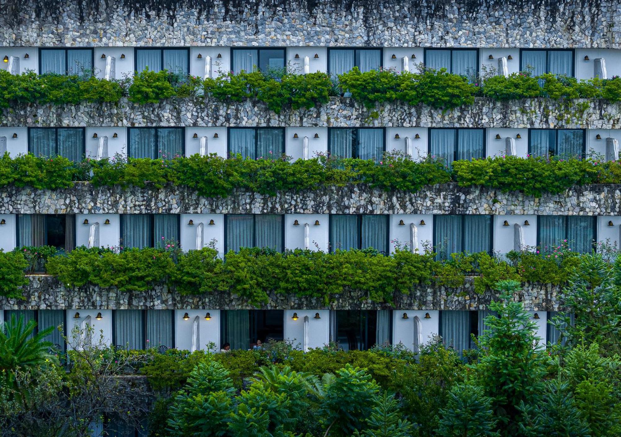Silk Path Grand Sapa Resort & Spa Екстериор снимка